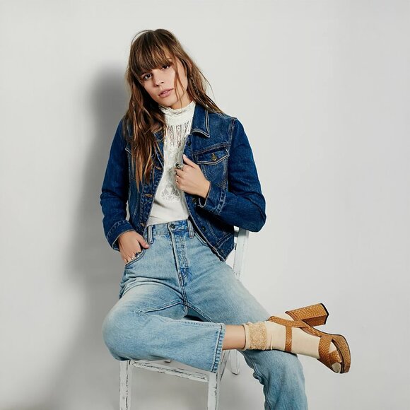 Free People Fitted Denim Jacket in Indigo - sz Small - Picture 1 of 7